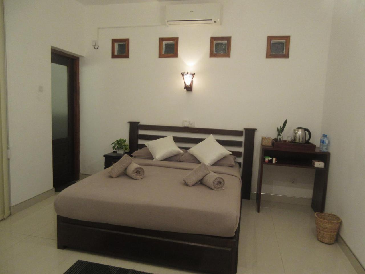 So What Boutique Hotel Negombo Bagian luar foto