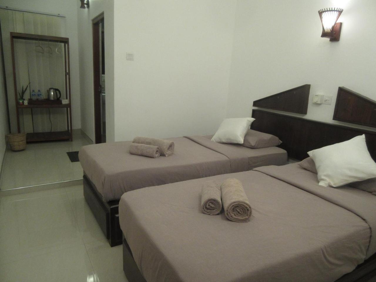 So What Boutique Hotel Negombo Bagian luar foto