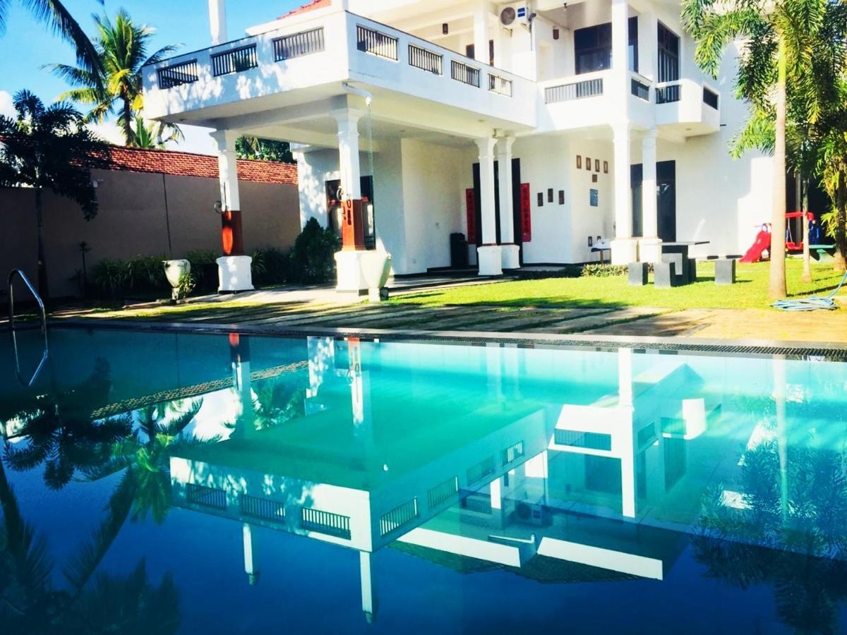 So What Boutique Hotel Negombo Bagian luar foto